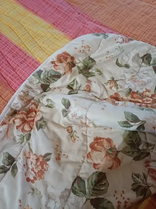 Trapunta matrimoniale arancione e rosa