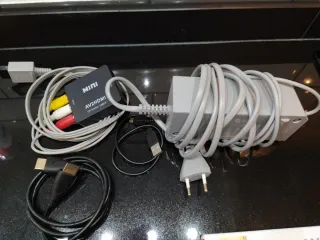 Nintendo Wii Mini Rossa + Super Mario Bros. Wii