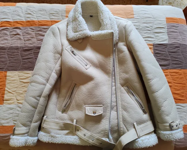 Giubbotto montone beige con pelliccia bianca