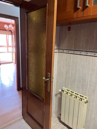 Puerta de madera interior