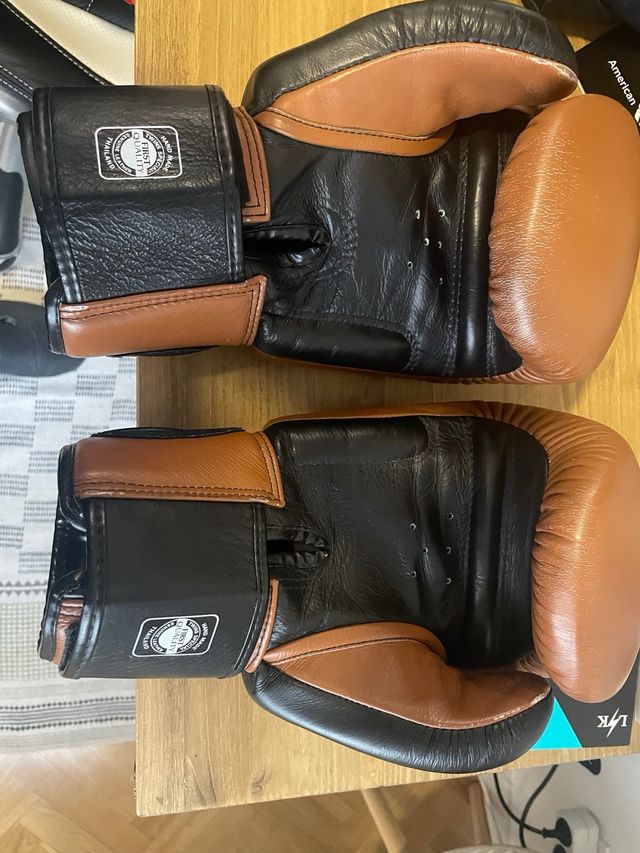 Guantes Boxeo Twins Special Cuero 14 oz