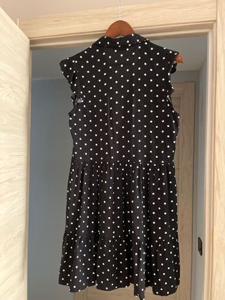 Vestido de verano Stradivarius lunares