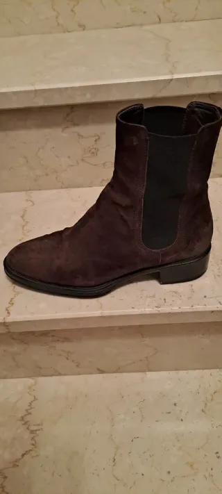 Stivaletti donna in camoscio marrone