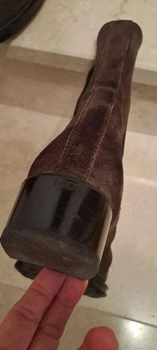 Stivaletti donna in camoscio marrone