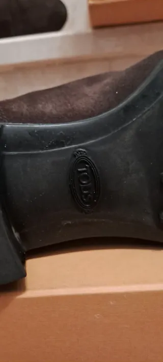 Stivaletti donna in camoscio marrone