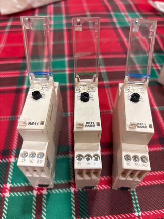 Temporizador RE11 RAMU Schneider Electric