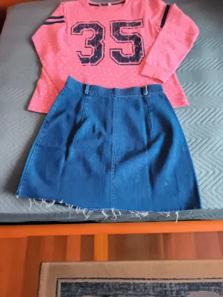 Conjunto Sudadera y Falda