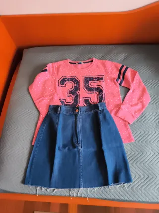 Conjunto Sudadera y Falda