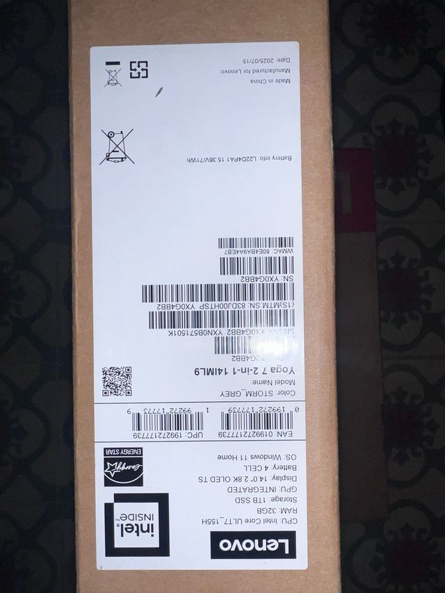 Portátil Lenovo YOGA