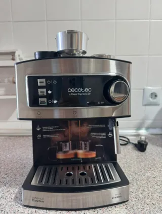 Cafetera Cecotec Power Espresso 20