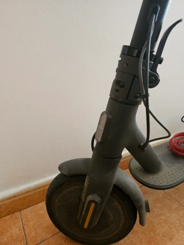 Patinete Eléctrico Mi 1S + Accesorios