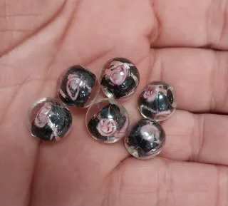 Abalorios de cristal con diseño floral