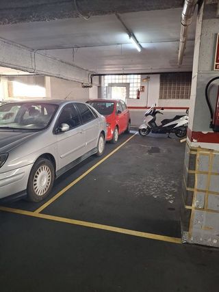 Garaje en venta en El Gall en Esplugues de Llobregat