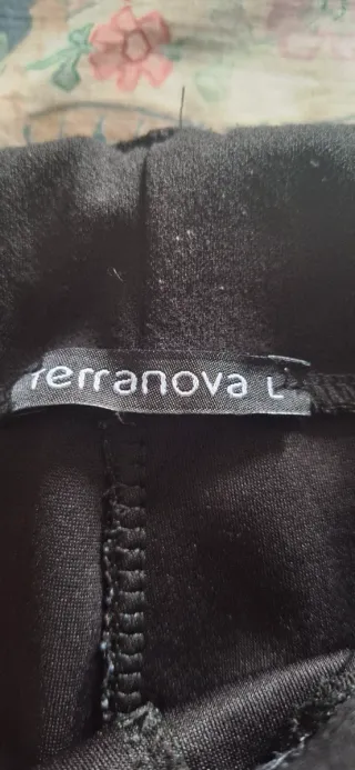 Pantaloni sportivi neri con banda gialla