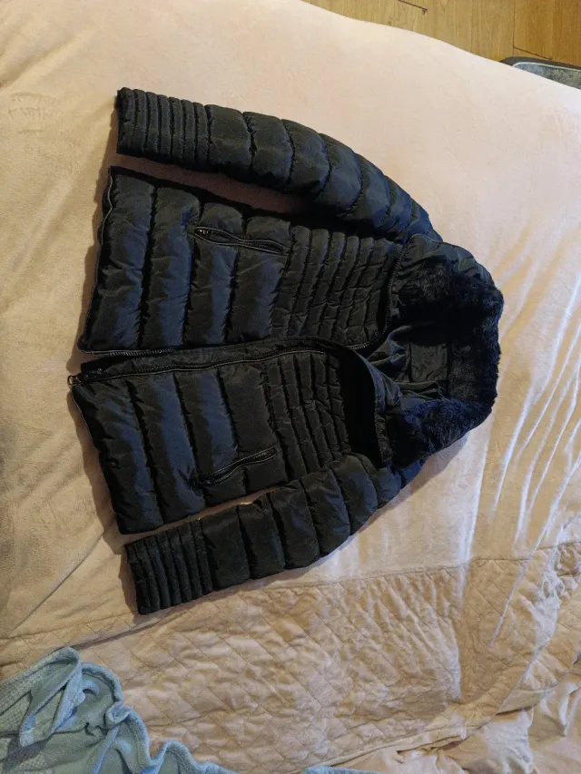 Giacchetta imbottita nera