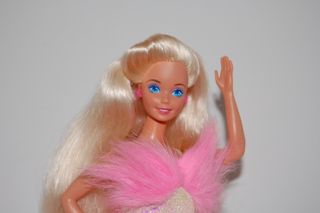 Barbie Mattel Dance Magic 1989 Costume Ball