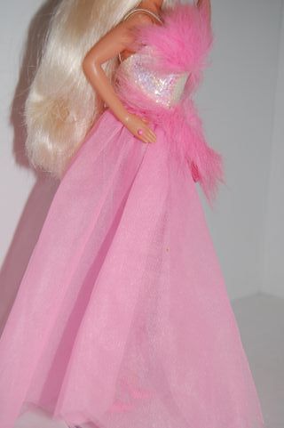Barbie Mattel Dance Magic 1989 Costume Ball