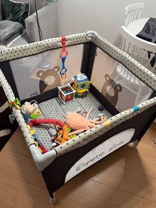 Cuna/parque cuadrado bebé