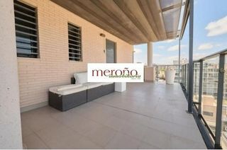 Ático en alquiler en Nou Altabix en Elche