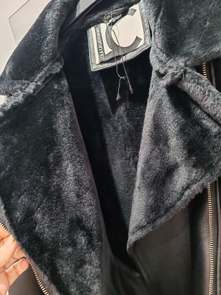 Chaqueta polipiel Lola Casademunt Negra