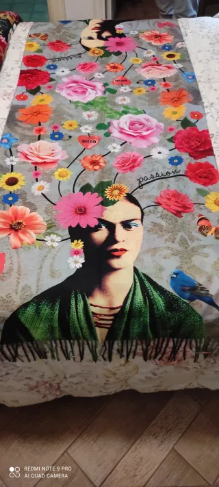 Sciarpa donna Frida Kahlo