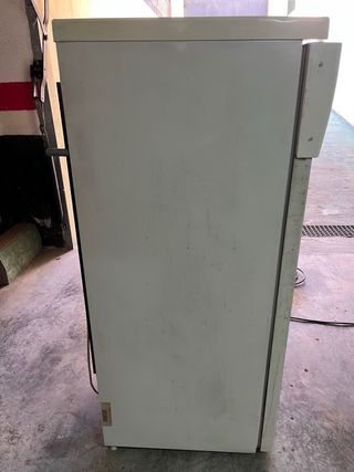 Arcón congelador New Pol CV 210 vertical 6 cajones