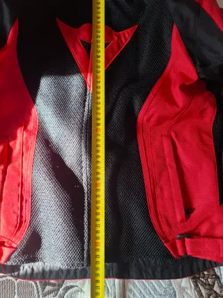 Chaqueta Dainese Moto Roja y Negra talla48 Dainese