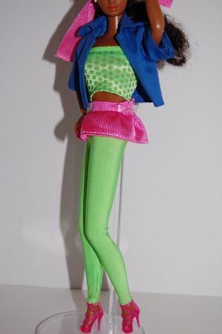 Barbie Mattel 1986 Dee dee Rockers real dancing
