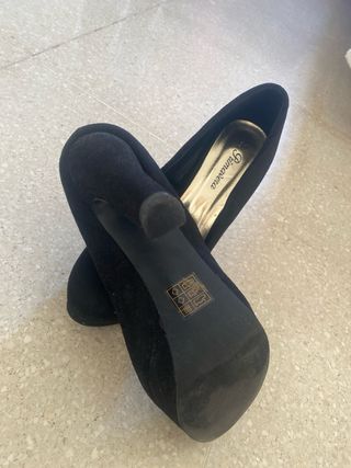 Zapatos de tacón negros con plataforma