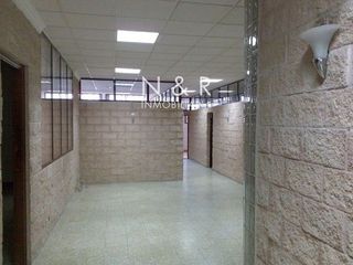 Local comercial en venta en Ensanche - Sar en Santiago de Compostela