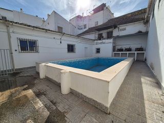 Edificio en venta en Puente Genil