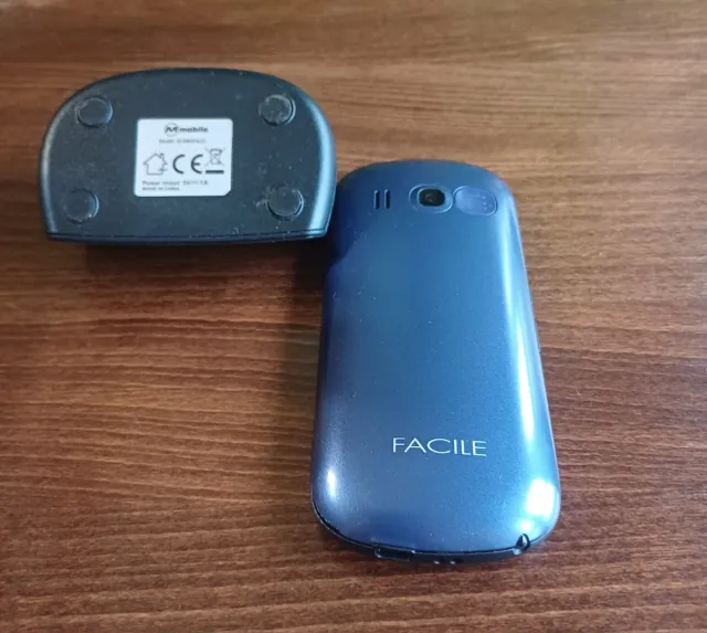 Cellulare M-Mobile MMFAC2 nero- Blu con Base