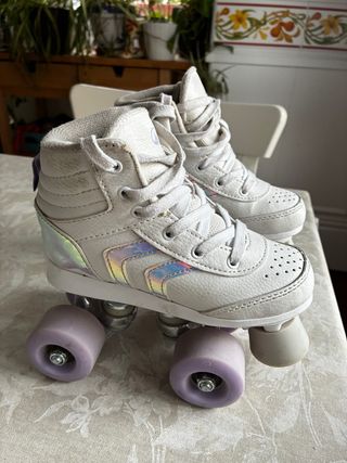 Patines de niña 4 ruedas blancos talla 31