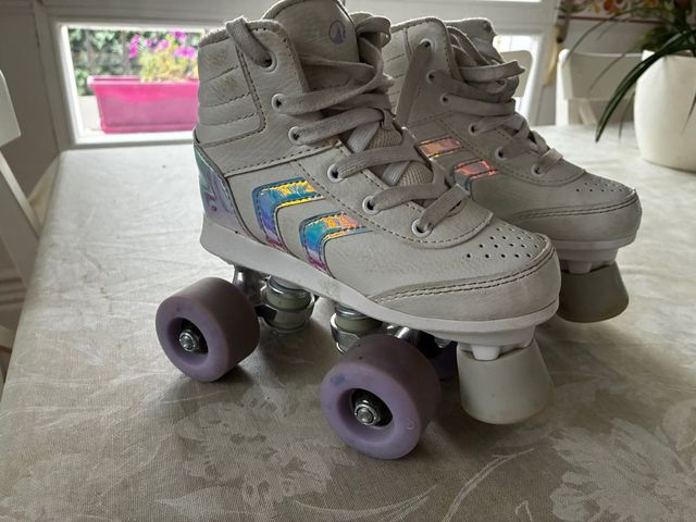 Patines de niña 4 ruedas blancos talla 31