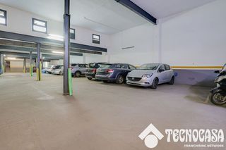 Garaje en venta en Riu en Santa Coloma de Gramanet