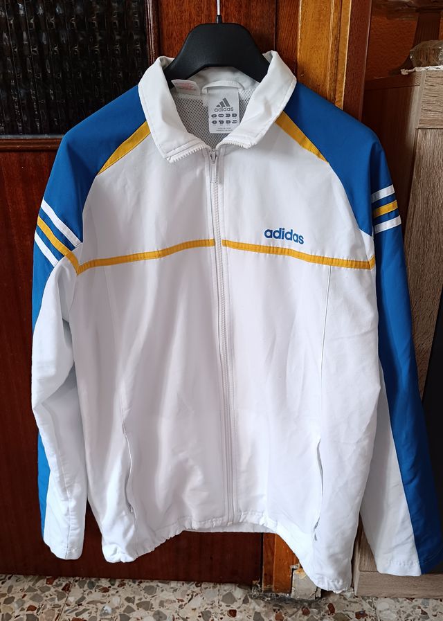 Lote de 4 jaquetas Tamanhos L-XL