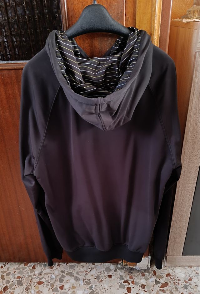 Lote de 4 jaquetas Tamanhos L-XL