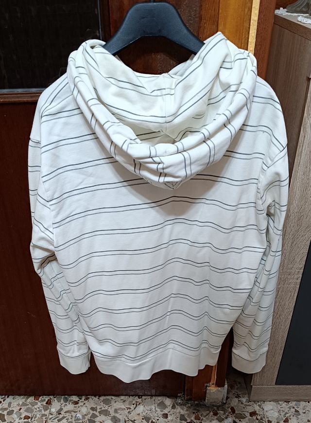 Lote de 4 jaquetas Tamanhos L-XL