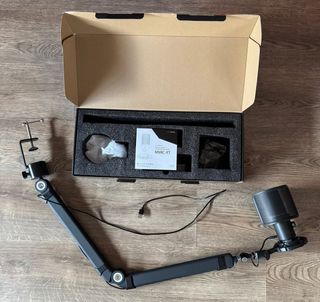 Micrófono Mars Gaming MMIC-XT con brazo