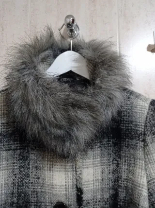 Abrigo cuadros mujer