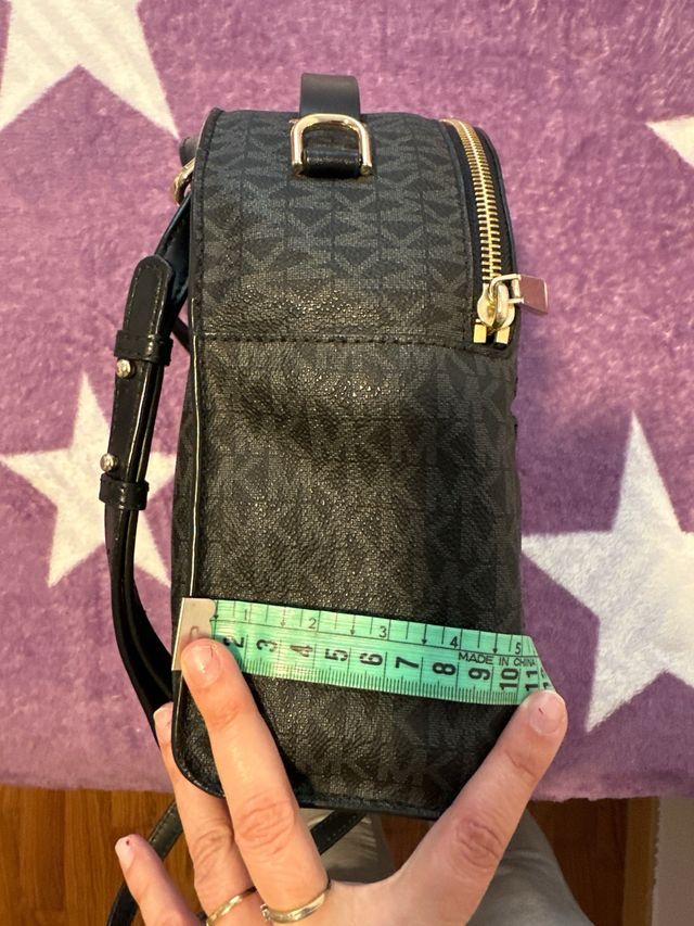 Mochila Michael Kors Negra y Dorada Original