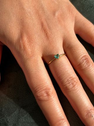 Anello cuore verde acqua oro