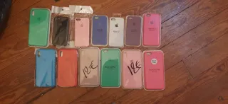 100 custodie iPhone nuove di diversi modelli