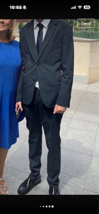 Traje chaqueta azul marino