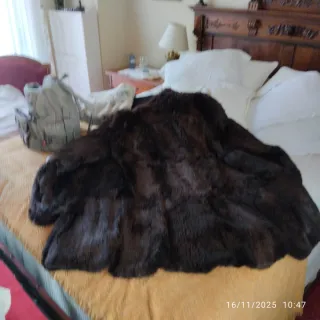 Chaquetón de conejo diseño peletería