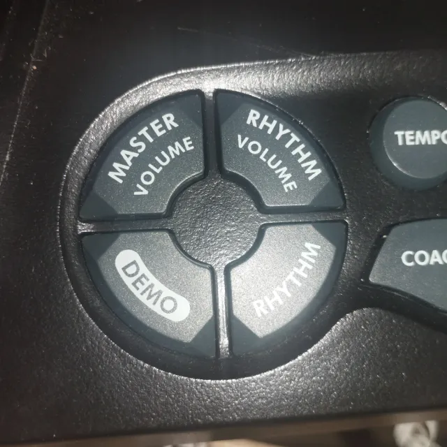 Batería Alesis eléctrica Compact Kit 4