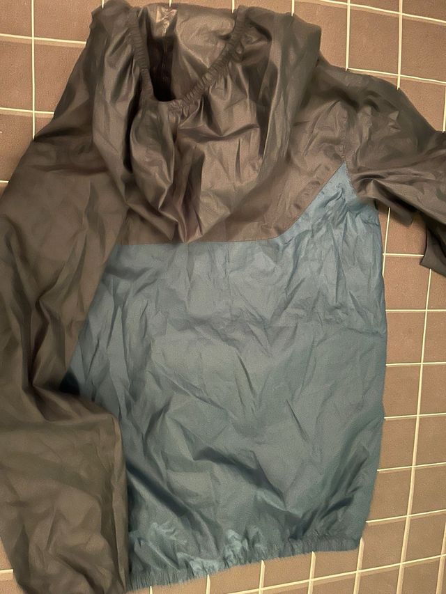 Impermeable Decathlon Plegable Talla 14-15