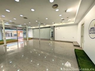 Edificio en venta en Linares