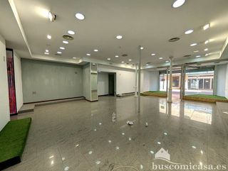 Edificio en venta en Linares