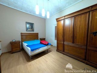 Edificio en venta en Linares